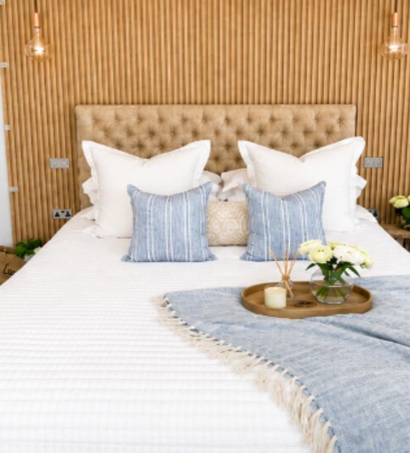 Bespoke Bedroom Panelling — image 2